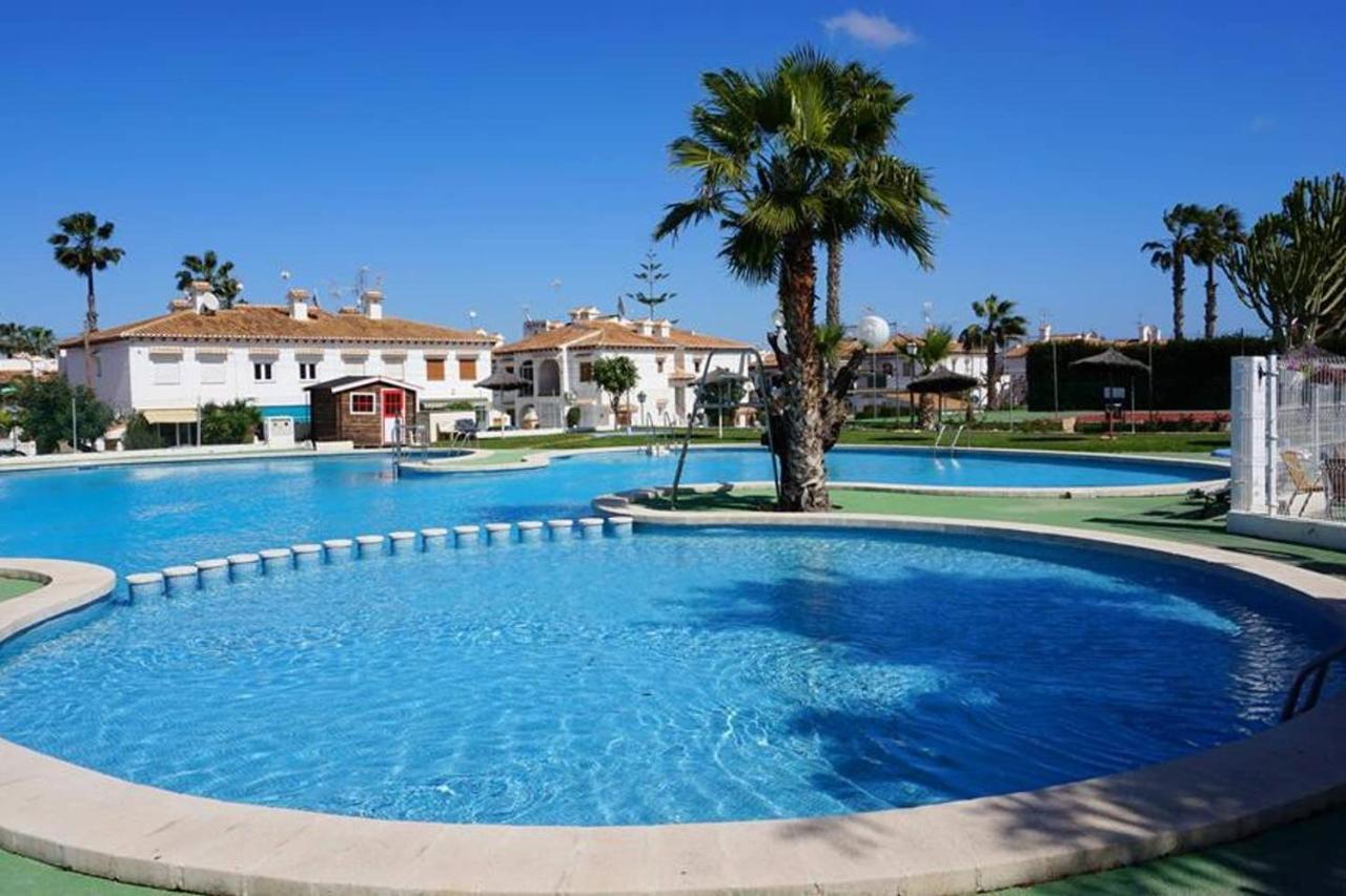 Luxury Bungalow Costa Blanca Ground Floor ,Stayorihuelacosta, Lago Jardin 1#Prp003 Torrevieja Exterior photo